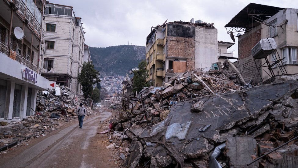 Segíts a törökországi földrengés túlélőinek !