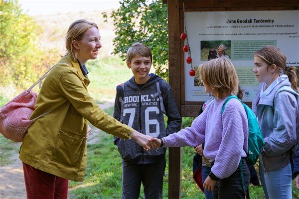 Nature conservation programs for self-motivated young people in Hungary - Öntevékeny fiataloknak szóló természetvédelmi programok Magyarországon