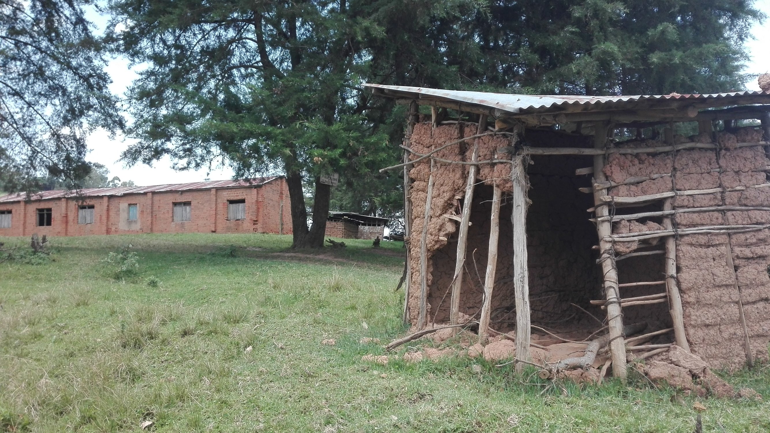 Funding the construction of Bwama Primary School Uganda - Segíts egy iskola újjászületésében!